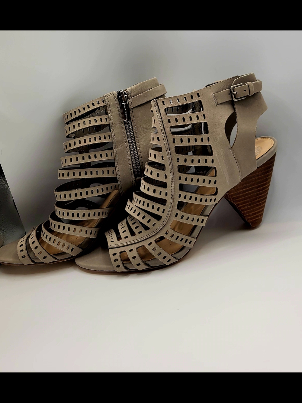 Women’s Cutout Peep-Toe Heeled Sandals - Taupe